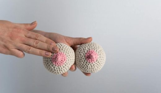 乳首イキって気持ちいいの？！乳首だけでのイキ方やチクニーで開発する方法を解説！
